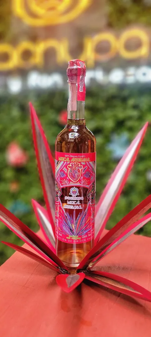 Botella de Ron Reposado Pachupa